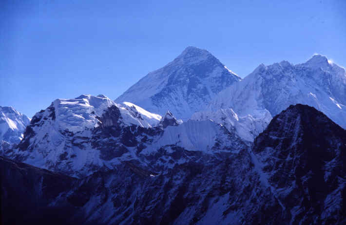 Nuptse Everest Lhotse