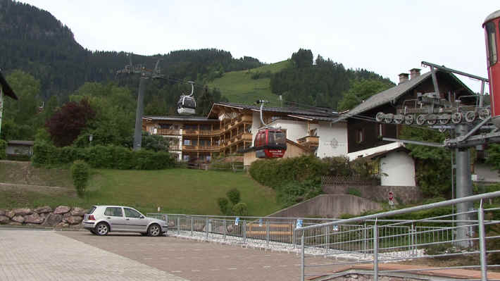 Hahnenkammbahn