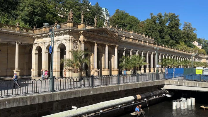 Mill Spring Colonnade