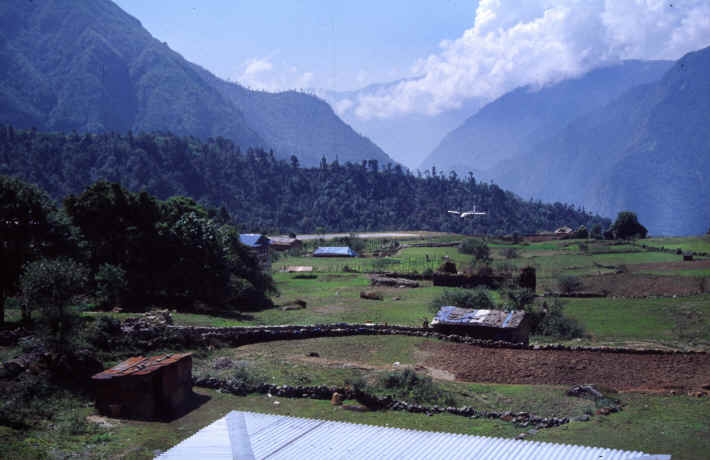 Airport Lukla 9.352 feet