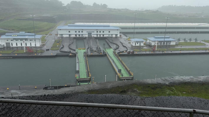 Panama Kanal Agua Clara Schleuse